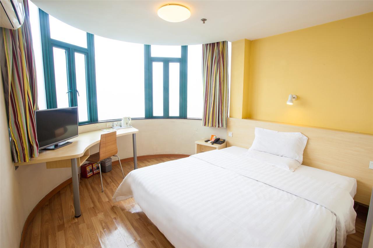 7Days Premium Guangzhou Tianhe Gangding Cantón Exterior foto
